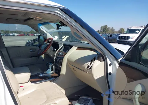 2011 Infiniti Qx56 z USA, uszkodzony, nr VIN JN8AZ2NF7B9502767